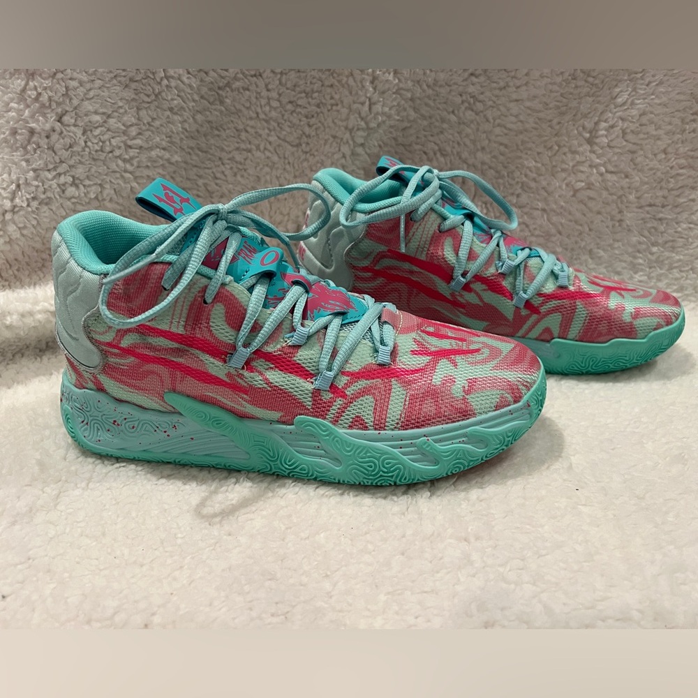 PUMA (fake) x LAMELO BALL MB.03 Miami Woman’s 9.5, Basketball sneakers